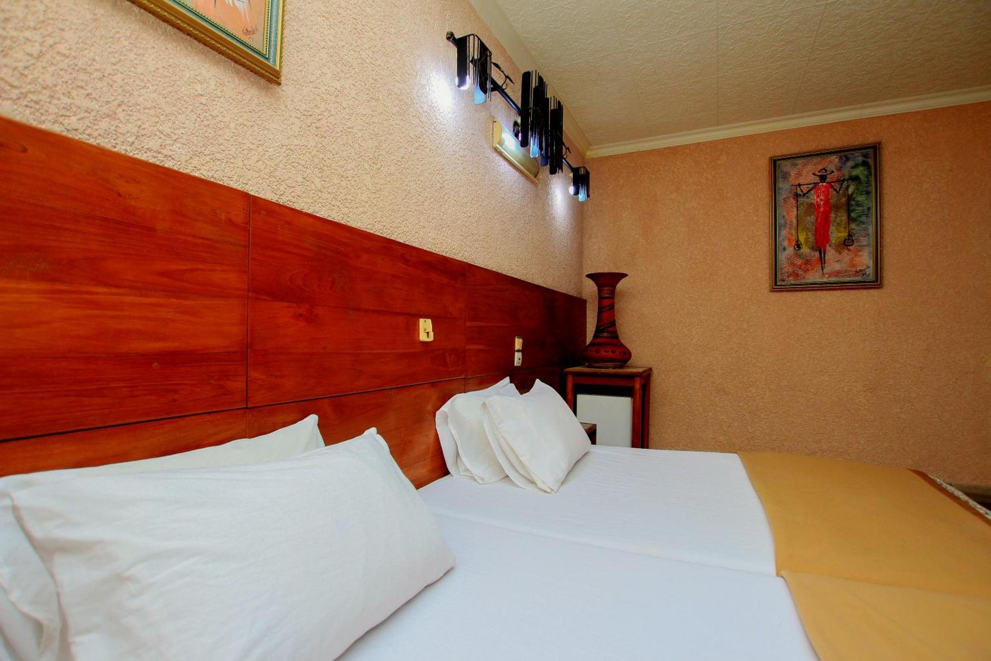 Hotel Le Prince Cotonou Dış mekan fotoğraf